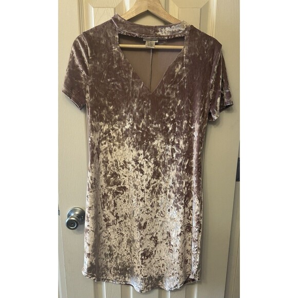 NWT‎ Wet Seal Y2K Velvet Mauve Short Sleeve V-Neck High Collar Mini Dress Size M - Picture 1 of 6